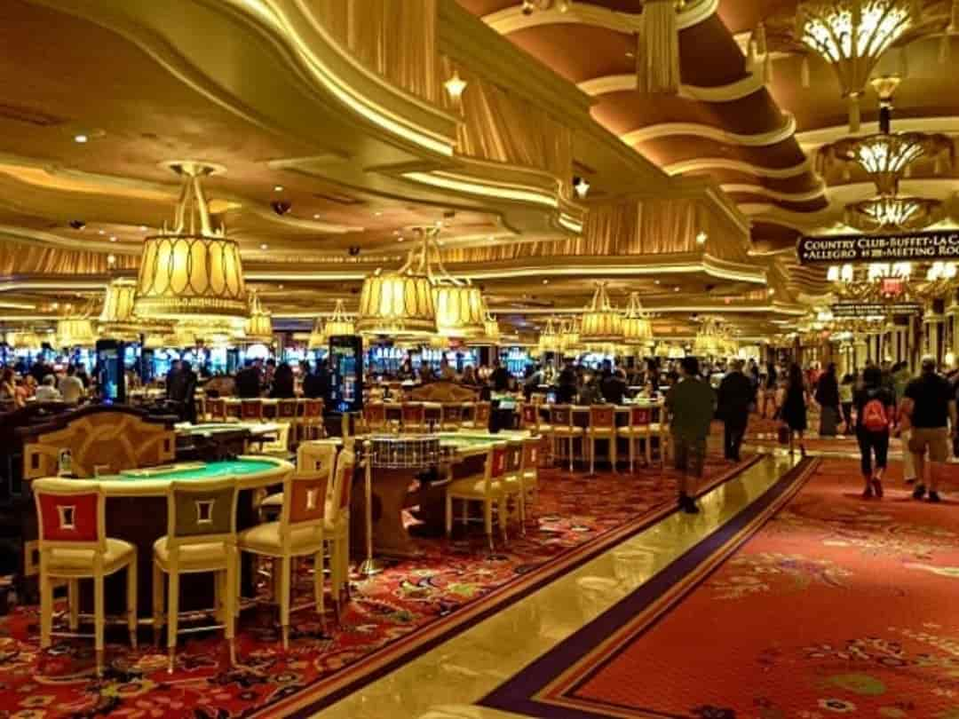 Di chuyển đến casino Mộc Bài bằng hai con đường khác nhau