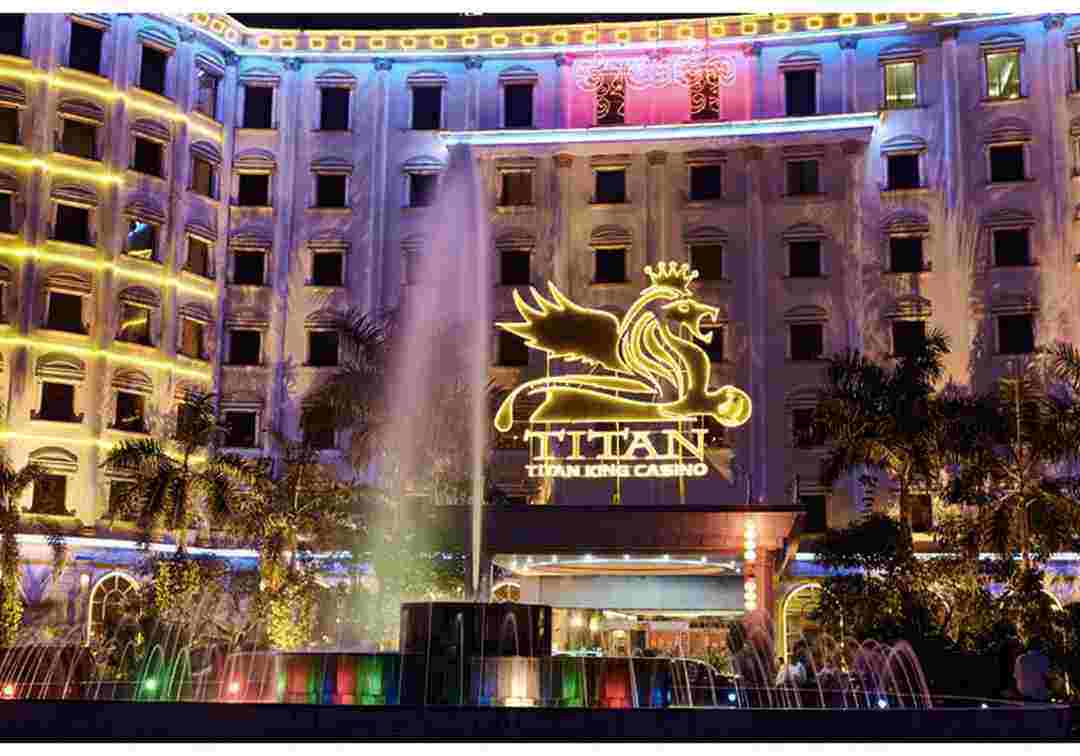Doi loi ve Titan King Resort and Casino